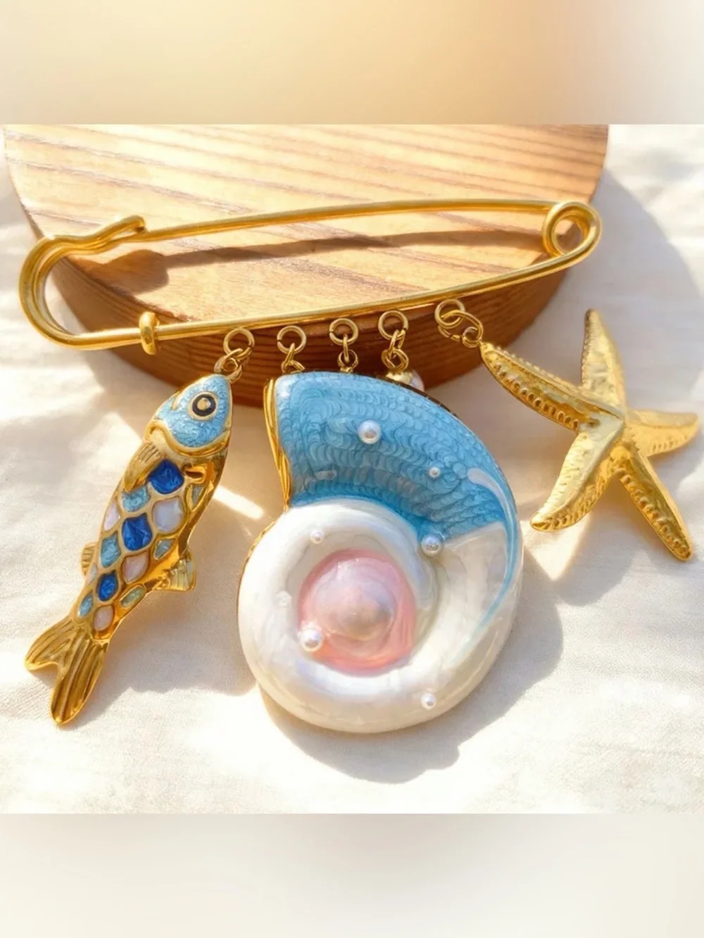 Coastal Charm Statement Brooch Pin  Fish, Shell & Starfis